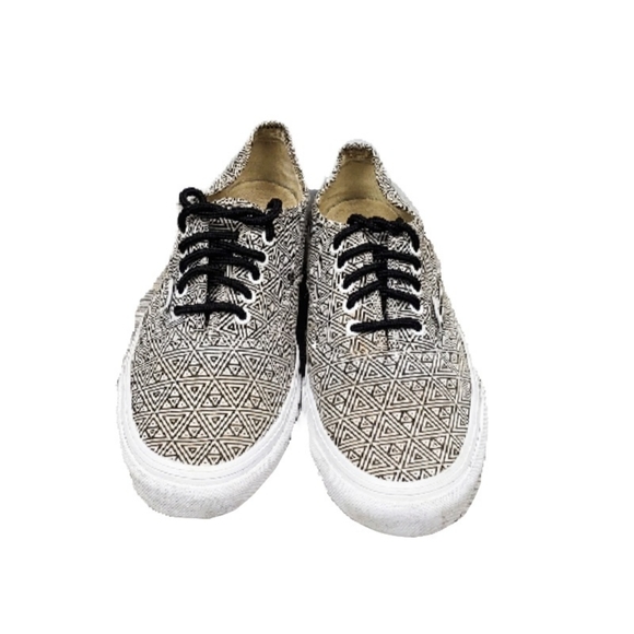 Vans Unisex (Wm 7.5/Men 9) Slim Geometric Sneakers Black/White*Priced to Sell** - Picture 5 of 9